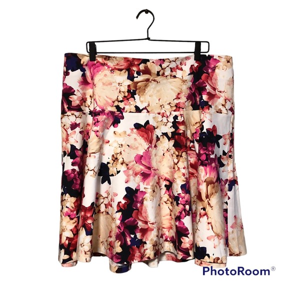 Lane Bryant Dresses & Skirts - Lane Bryant Floral Flare Pink & White A-Line Skirt (18)